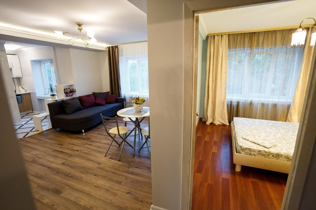 Chornovola Avenue Apartment Lviv Dış mekan fotoğraf